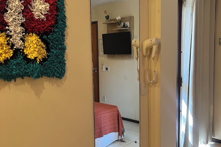 Room 50 of 80