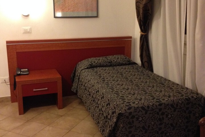Room 5 of 56