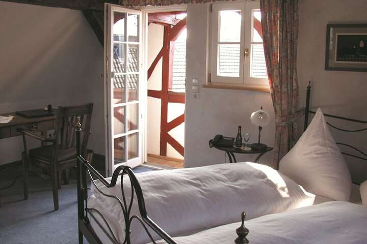 Room 3 of 21