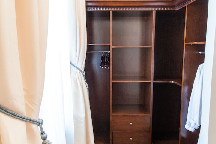 Room 40 of 79