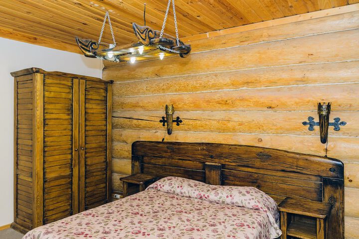 Room 9 of 45