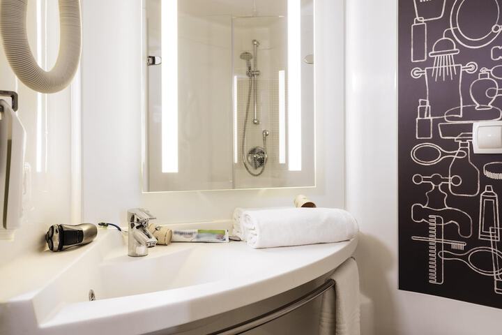 Bath Interior