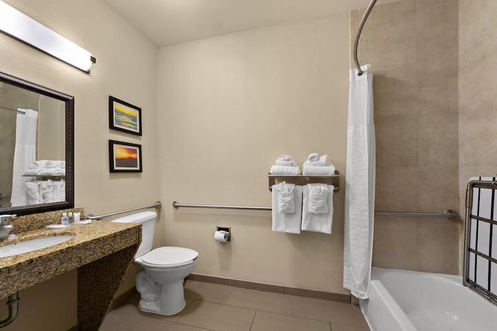 Room 21 of 52