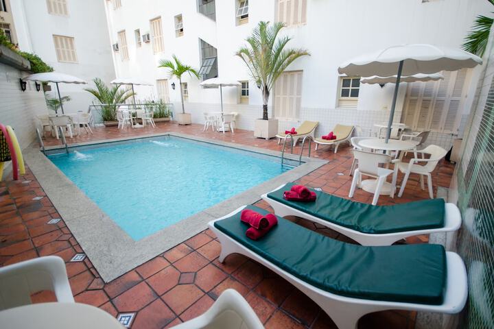 Pool Hotel