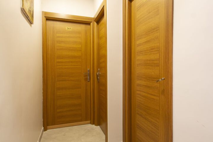 Ballroom/Hall 33 of 51