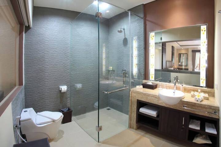 Bath Interior