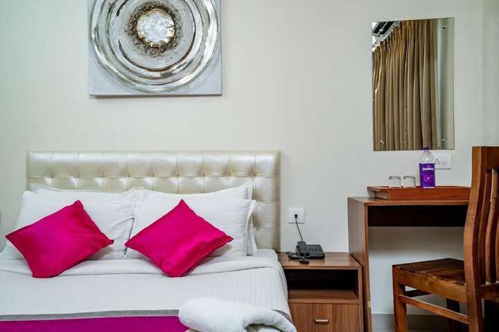 Room 12 of 43
