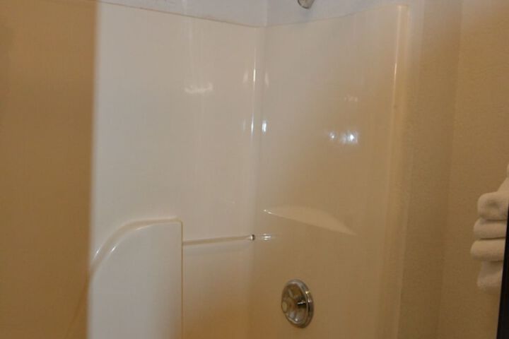 Room 20 of 28