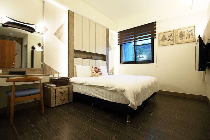 Room 7 of 67
