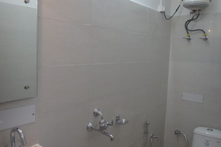 Room 20 of 53