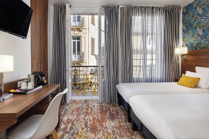 Room 41 of 115