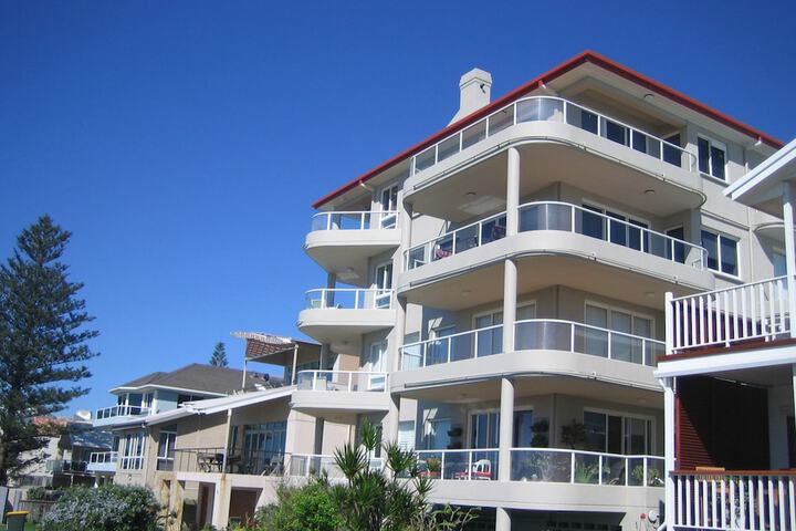 Property Grounds 14 of 79