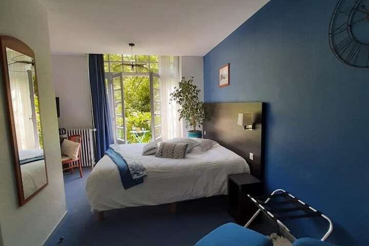 Room 20 of 53
