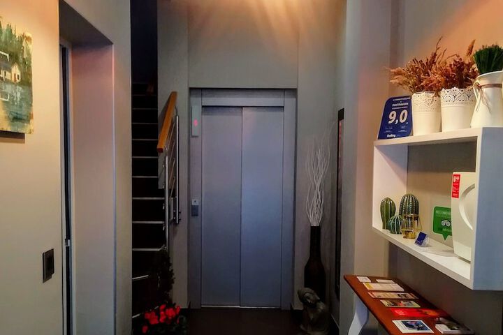 Hotel 2 of 24
