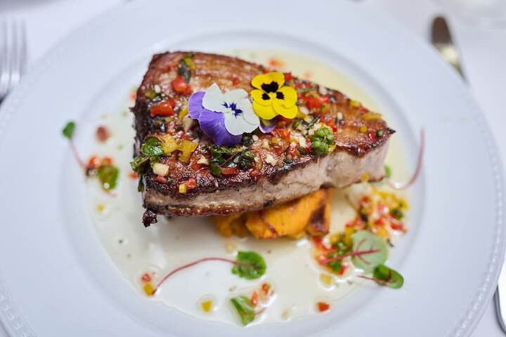 Dining 58 of 93