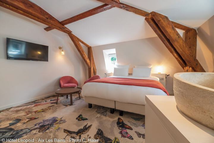 Room 20 of 77