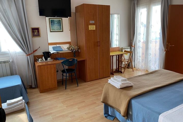 Room 72 of 170