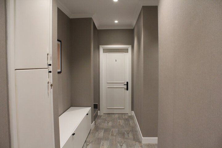 Ballroom/Hall 40 of 44