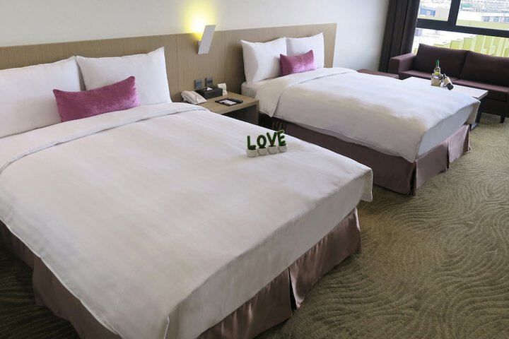 Room 5 of 58