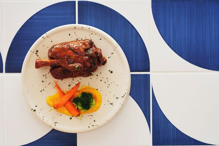 Dining 103 of 153