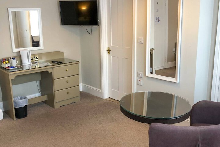 Room 27 of 57