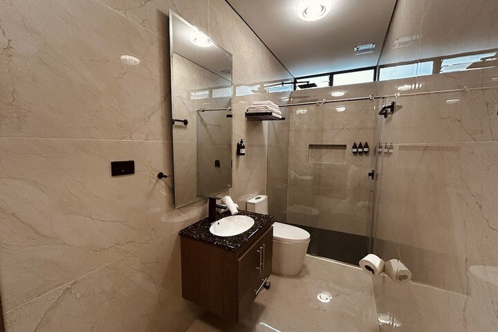 Room 41 of 49