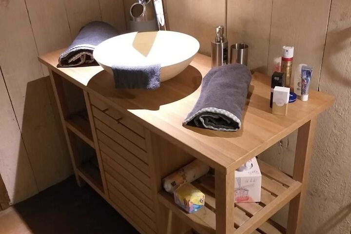 Room 16 of 24