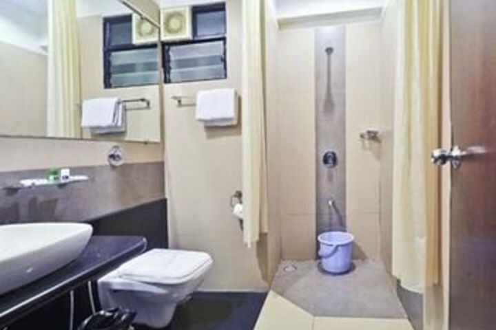 Room 4 of 47