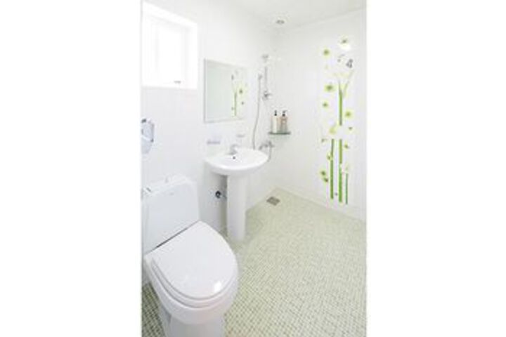 Room 26 of 174