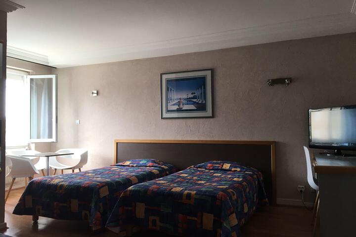 Hotel Val de Saone Lyon Caluire Rilleux