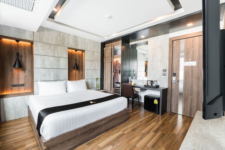Room 10 of 116