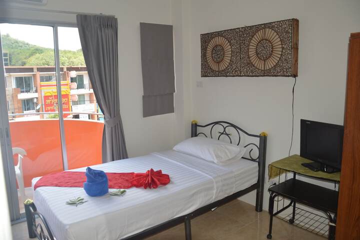 Room 15 of 50
