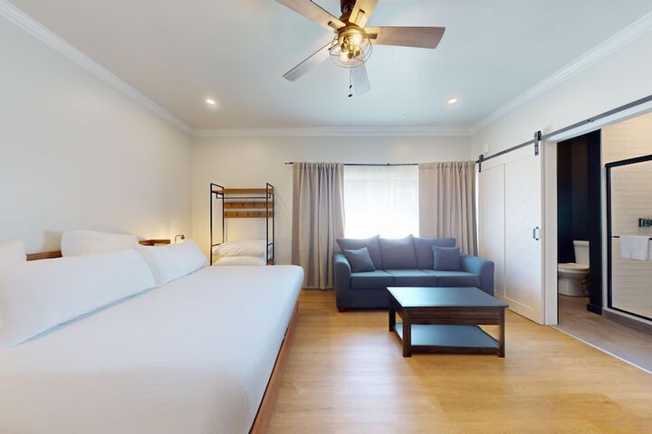 Room 7 of 22