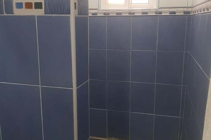 Room 16 of 57