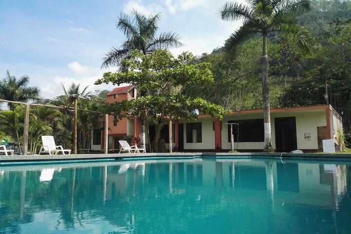 Pool 16 of 46