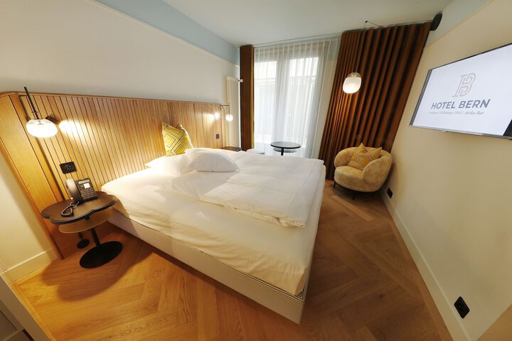 Room 10 of 63
