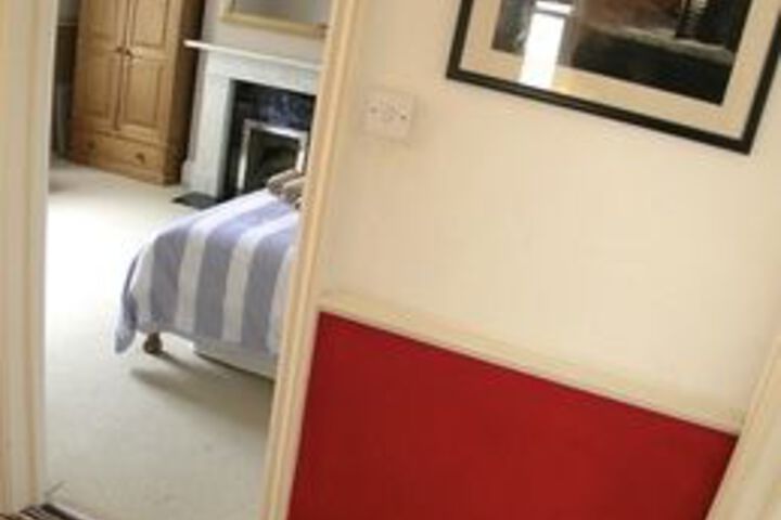 Room 15 of 23