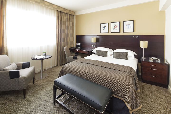 Room 10 of 49