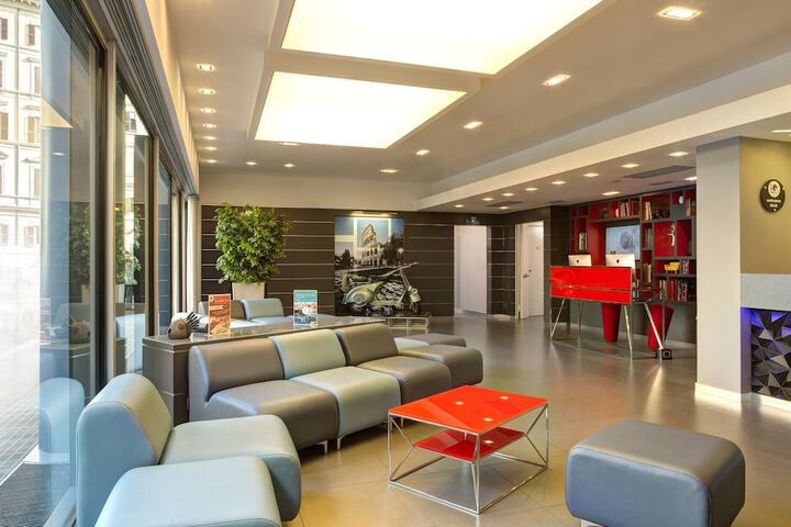 Guest Lobby