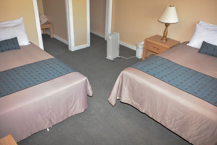Room 19 of 96