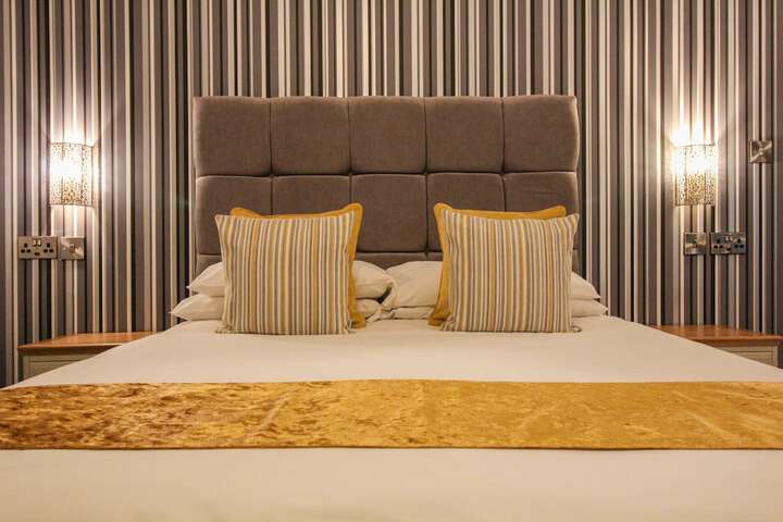 Room 21 of 50