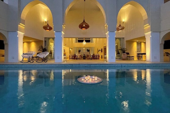 Pool 12 of 19