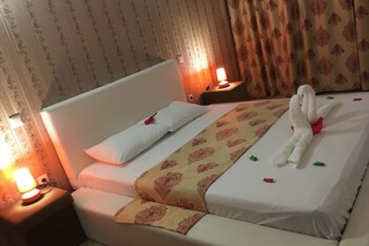 Room 90 of 123