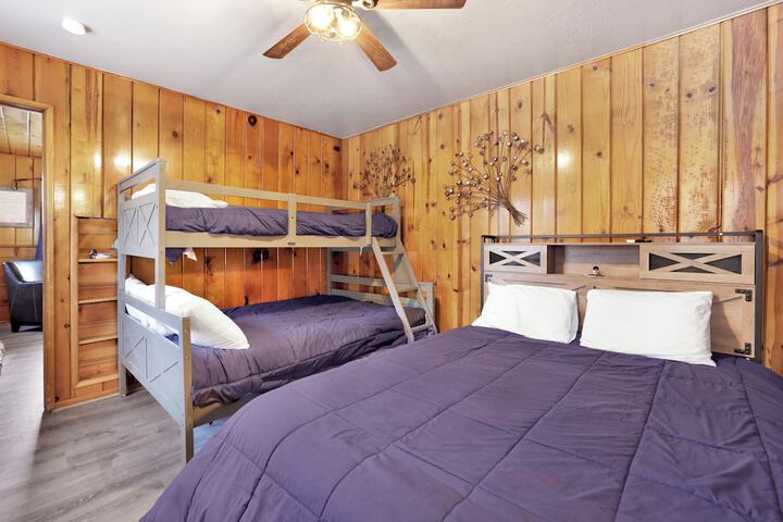 Room 15 of 171