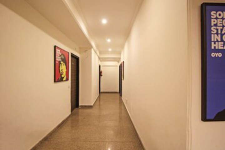 Ballroom/Hall 6 of 19