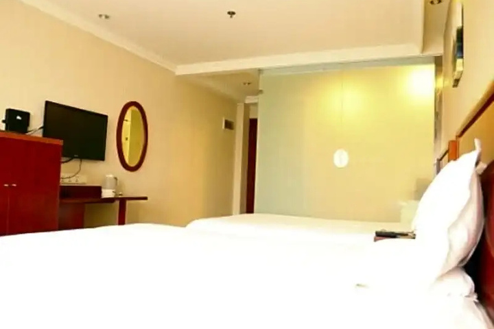 Room 3 of 11