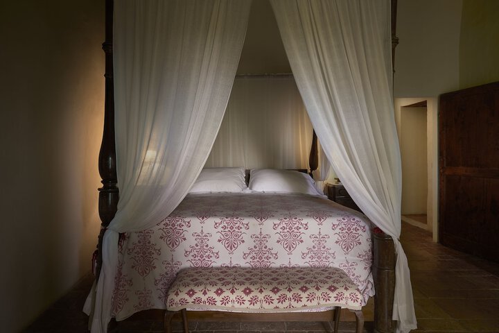 Room 4 of 57