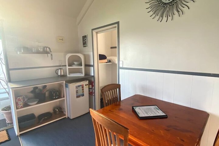 Room 11 of 33