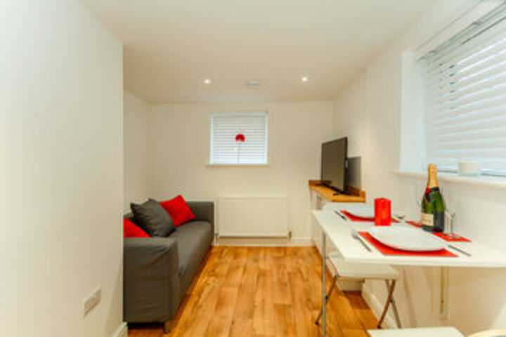 Room 3 of 17
