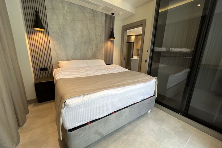 Room 7 of 61